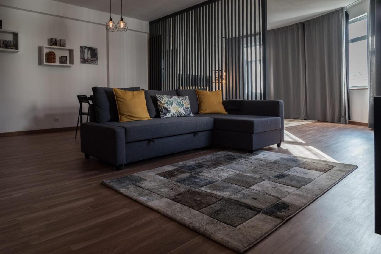 דירות מסדו דה קבליירוס Redondo Loft מראה חיצוני תמונה