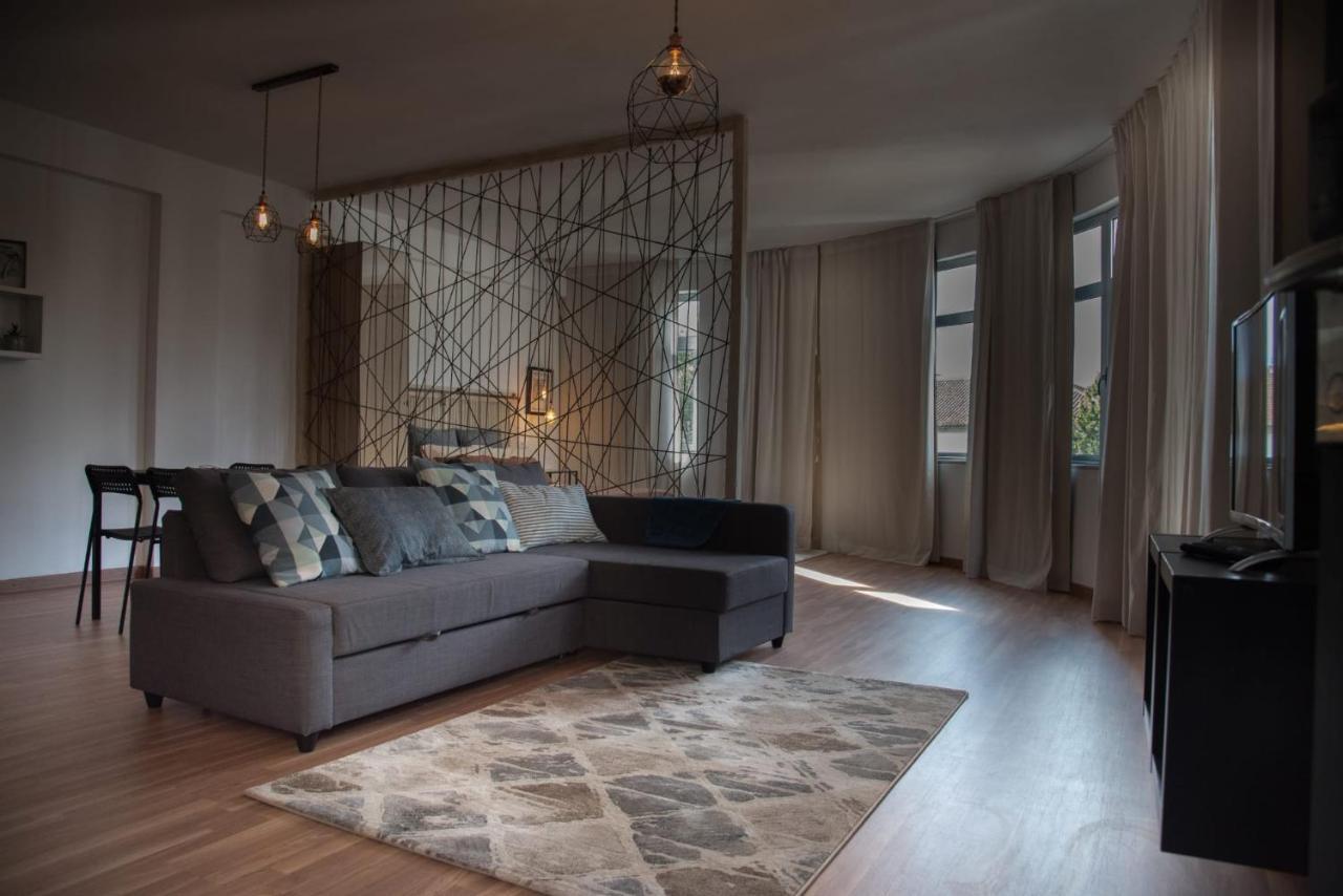 דירות מסדו דה קבליירוס Redondo Loft מראה חיצוני תמונה