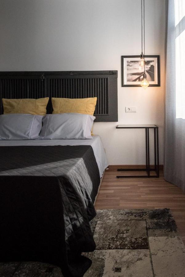 דירות מסדו דה קבליירוס Redondo Loft מראה חיצוני תמונה