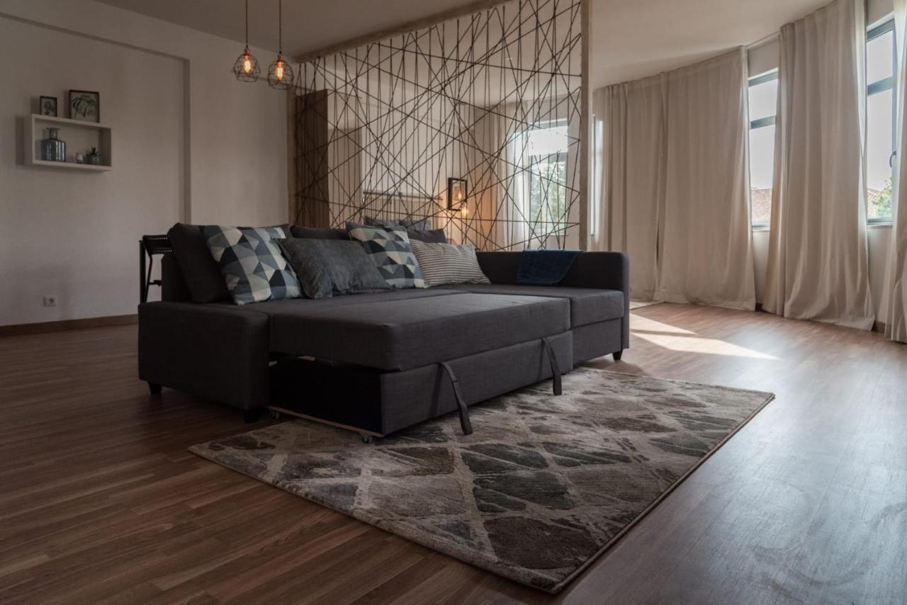 דירות מסדו דה קבליירוס Redondo Loft מראה חיצוני תמונה
