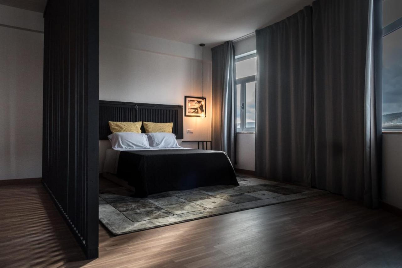 דירות מסדו דה קבליירוס Redondo Loft מראה חיצוני תמונה